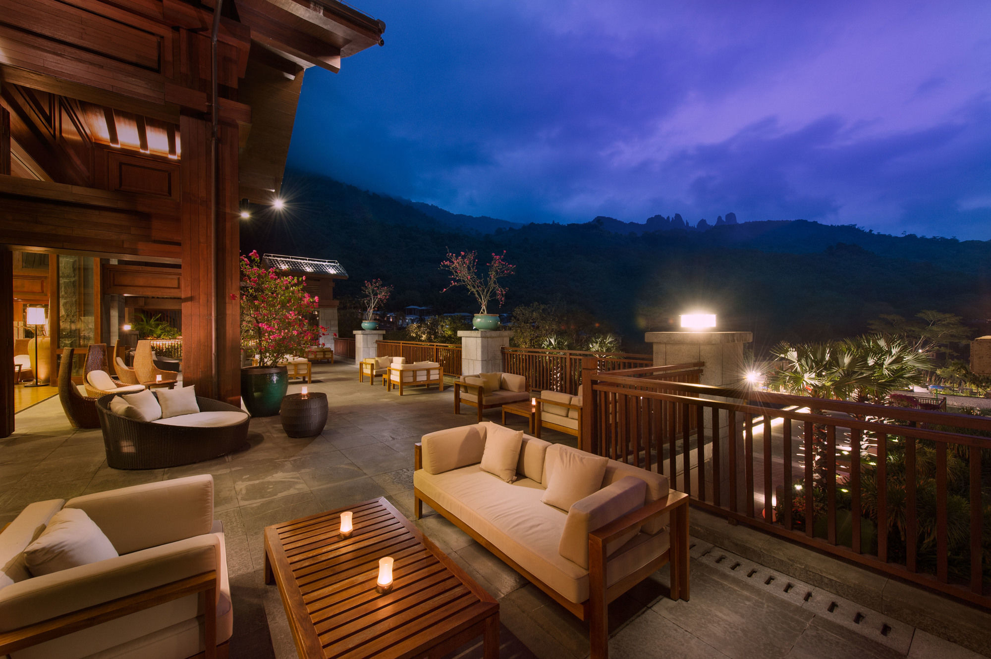 Doubletree Resort By Hilton Hotel Hainan - Qixianling Hot Spring Baoting Екстер'єр фото
